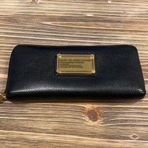 Marc Jacobs wallet